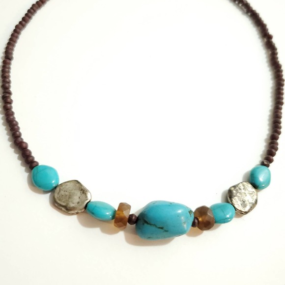 Express | Y2K Beaded Turquoise Necklace - Picture 2 of 5